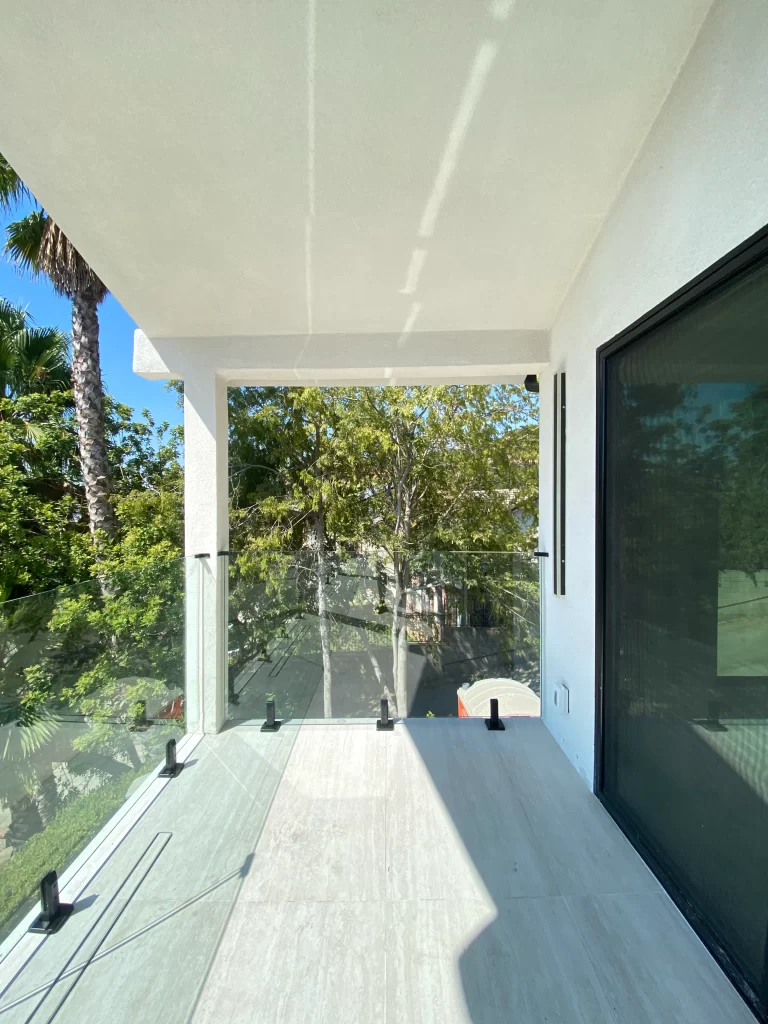 custom frameless glass railings